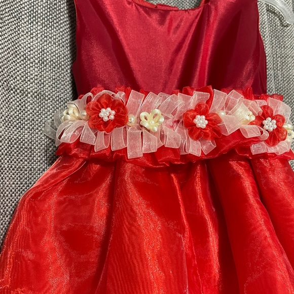 Baby Girl Red Tulle Dress Holiday Outfit with Beaded Belt - Picture 5 of 7